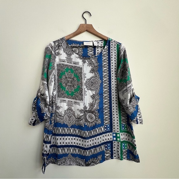 CHICOS 1 M Bandana Patchwork Roll Tab 3/4 Sleeve Blouse Satin Tapestry Scarf - Picture 2 of 11